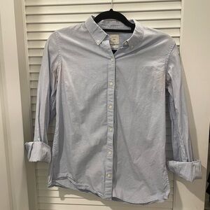 GAP Blue Button Down Shirt Crisp Cotton Top